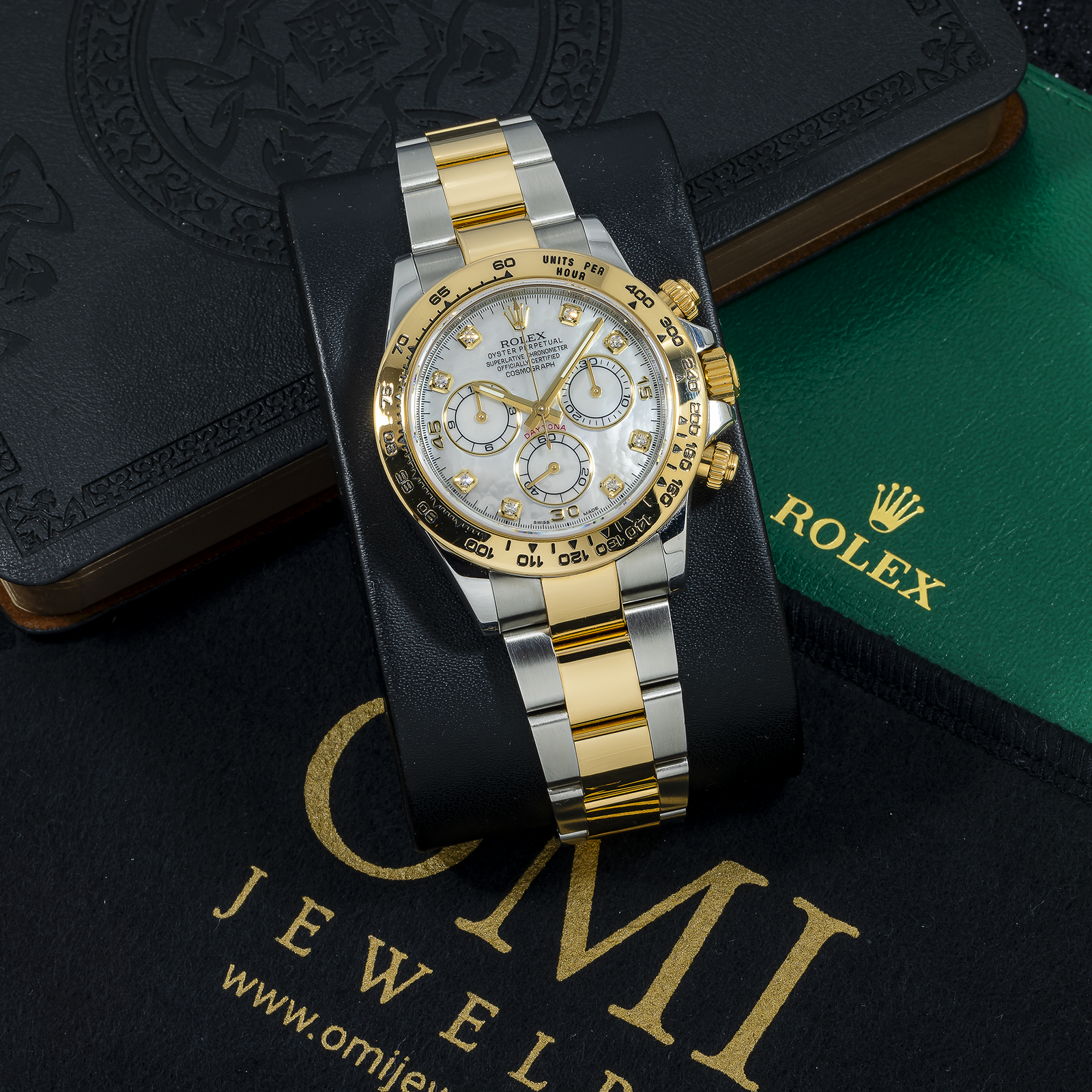 rolex cosmograph daytona 40mm 116503 mother of pearl diamond dial tachymeter bezel two tone yellow gold oyster bracelet rolex cosmograph daytona 40mm 116503 mother of pearl diamond dial tachymeter bezel two tone yellow gold oyster bracelet