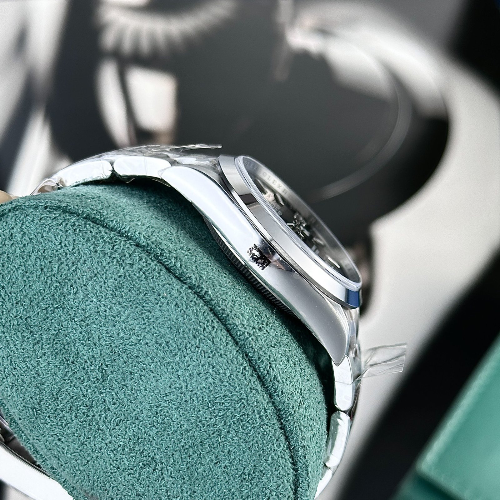 rolex super clone watch explorer 214270 black dial metal wire 39mm rolex super clone watch explorer 214270 black dial metal wire 39mm