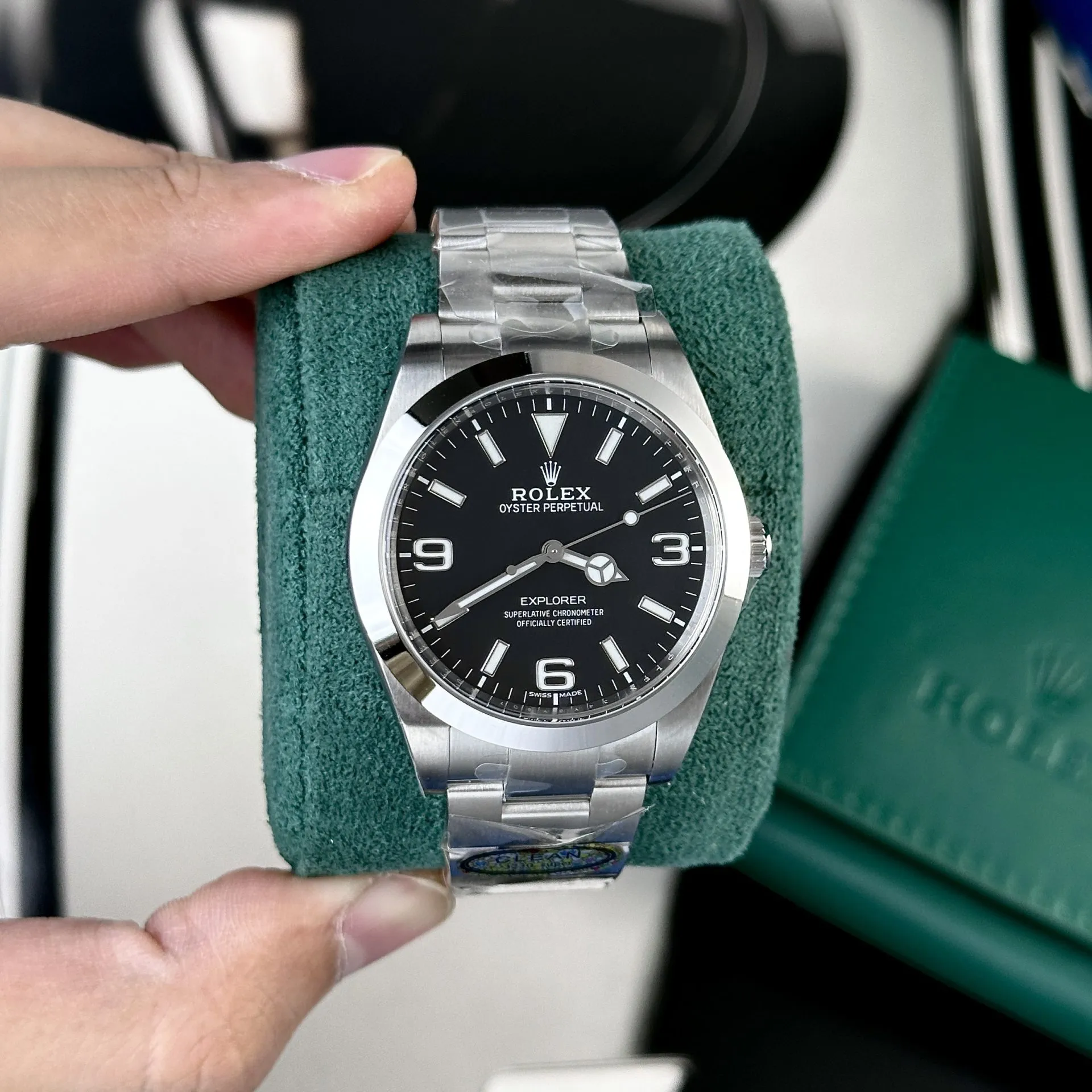 dong ho rolex che tac explorer 214270 phien ban cao cap nhat 39mm 7 1.webp dong ho rolex che tac explorer 214270 phien ban cao cap nhat 39mm 7 1.webp