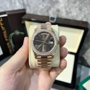 dong ho rolex day date 228235 tinh chinh do moissanite 40mm 3 1.webp