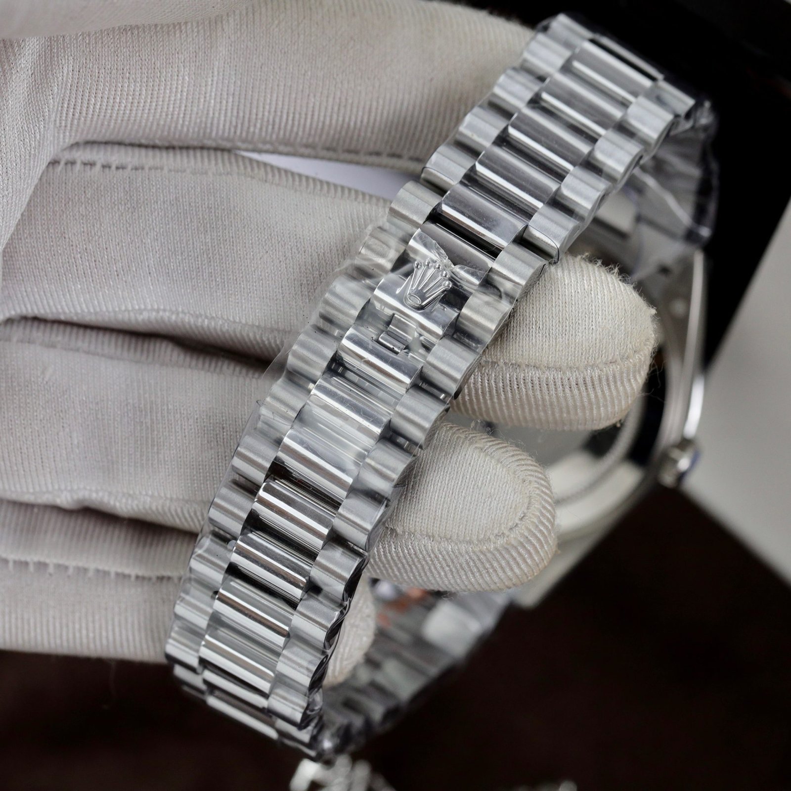 rolex super clone watch day date dial meteorite number pile diamond moissanite 40mm rolex super clone watch day date dial meteorite number pile diamond moissanite 40mm