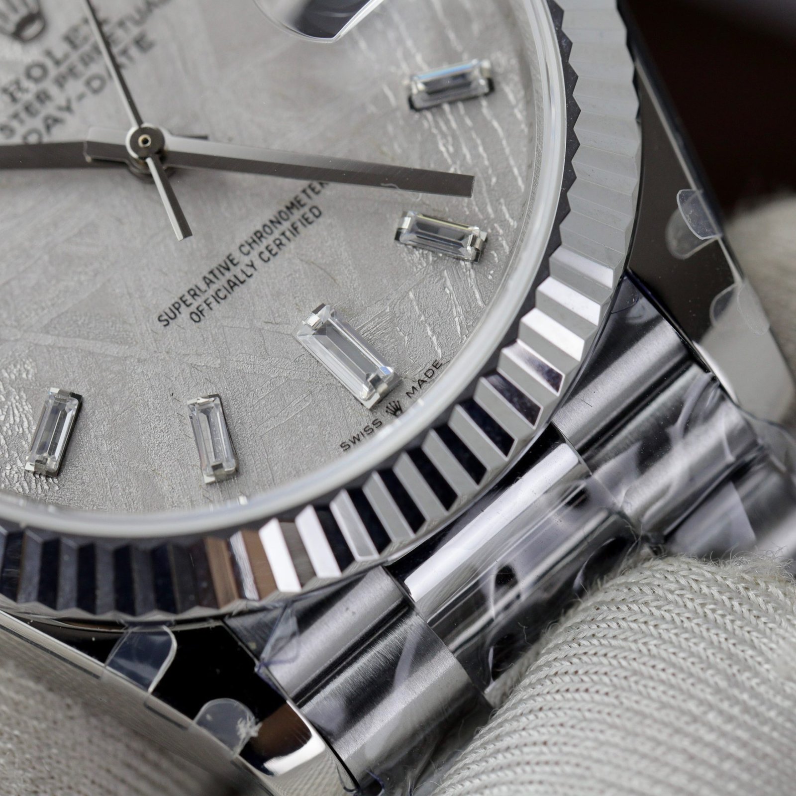 rolex super clone watch day date dial meteorite number pile diamond moissanite 40mm rolex super clone watch day date dial meteorite number pile diamond moissanite 40mm