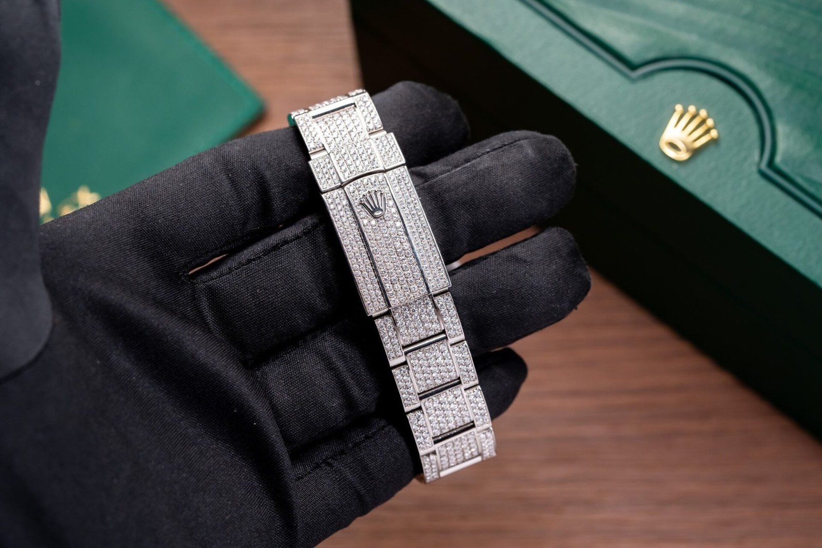 rolex super clone watch with moissanite diamond hong kong 41mm rolex super clone watch with moissanite diamond hong kong 41mm